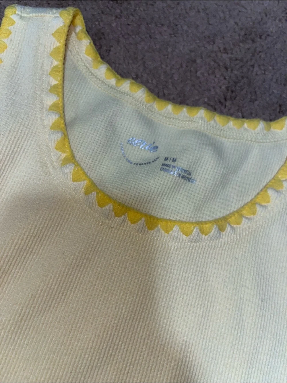 Women’s Yellow Sleeveless Ribbed Tank Top American Eagle NWT yellow